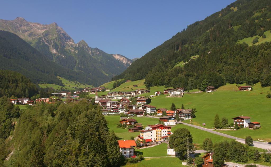 Haus Am Sonnenhang Finkenberg Oda fotoğraf